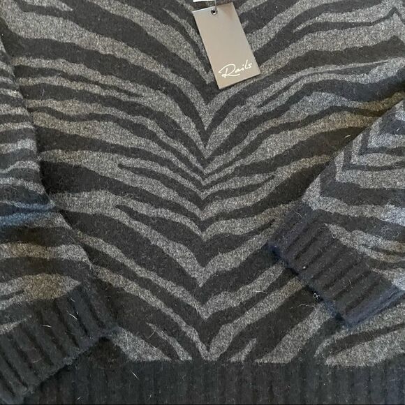 Rails CHANCE - CHARCOAL TIGER STRIPE Small - Picture 4 of 12